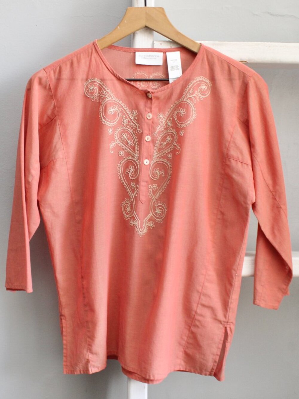 Liz Claiborne Orange Cream Floral Embroidered Tunic Blouse Size Petite Small